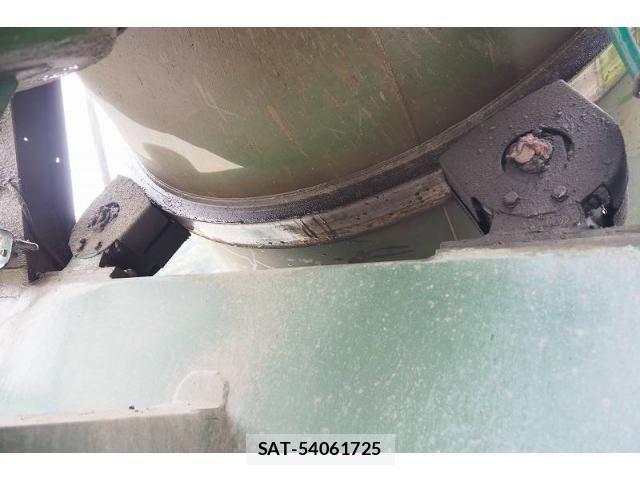Isuzu FORWARD 2012-04 1002523-17