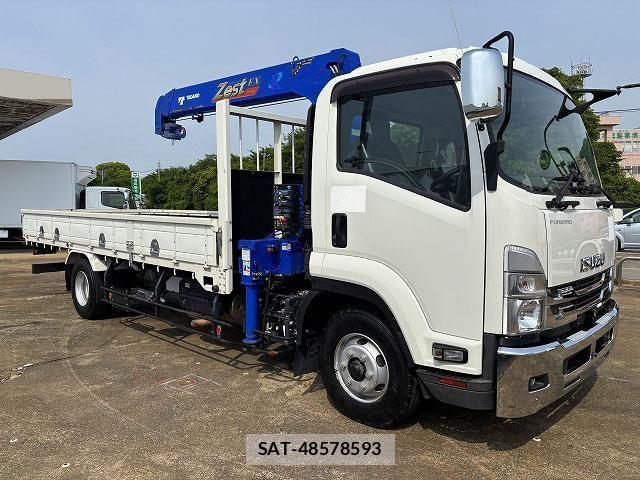 Isuzu FORWARD 2022-10 1082343-0