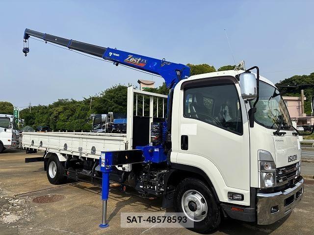 Isuzu FORWARD 2022-10 1082343-9
