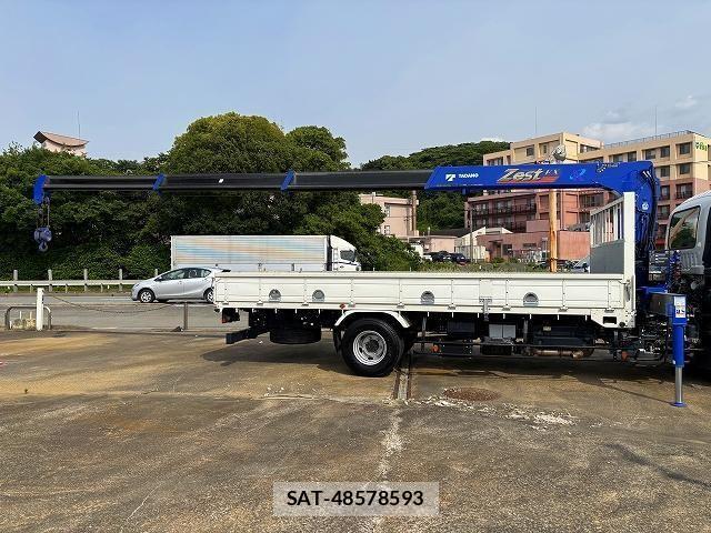Isuzu FORWARD 2022-10 1082343-11