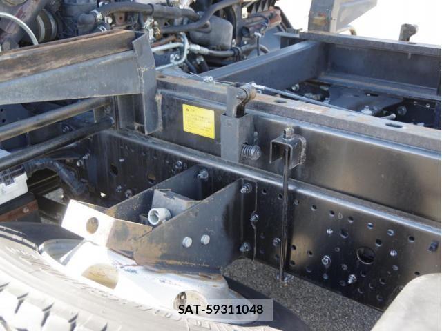 Isuzu FORWARD 2008-10 535872-5
