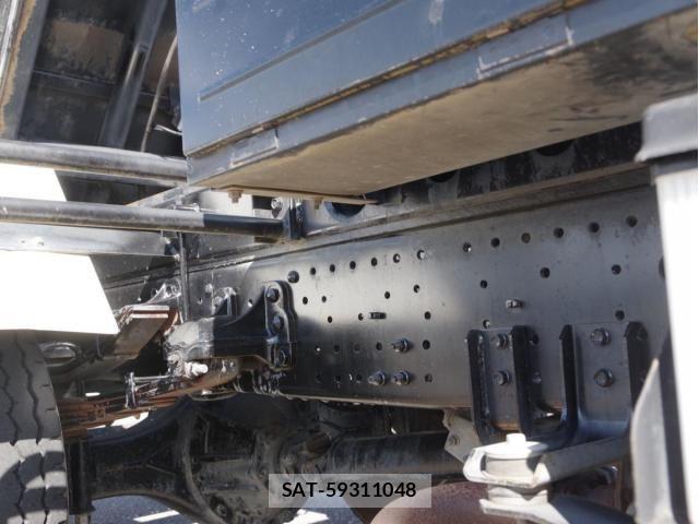 Isuzu FORWARD 2008-10 535872-6