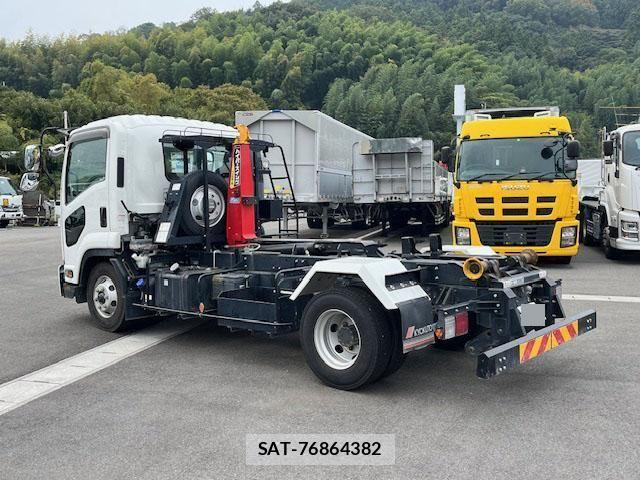 Isuzu FORWARD 2022-01 793134-1