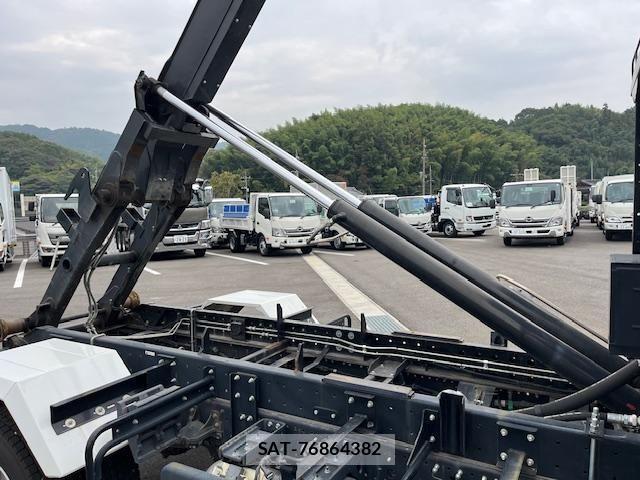 Isuzu FORWARD 2022-01 793134-9