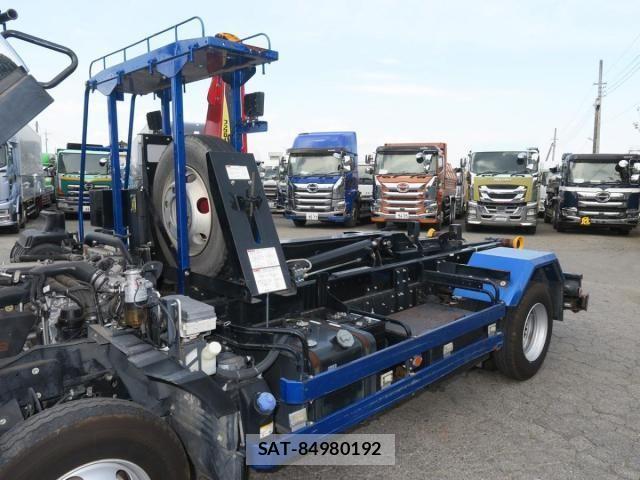 Isuzu FORWARD 2020-11 605890-9