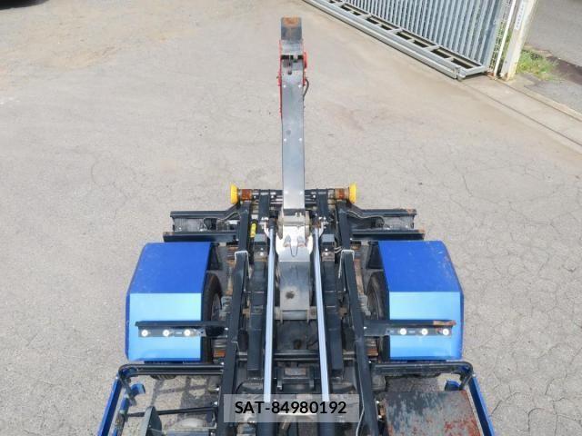 Isuzu FORWARD 2020-11 605890-14