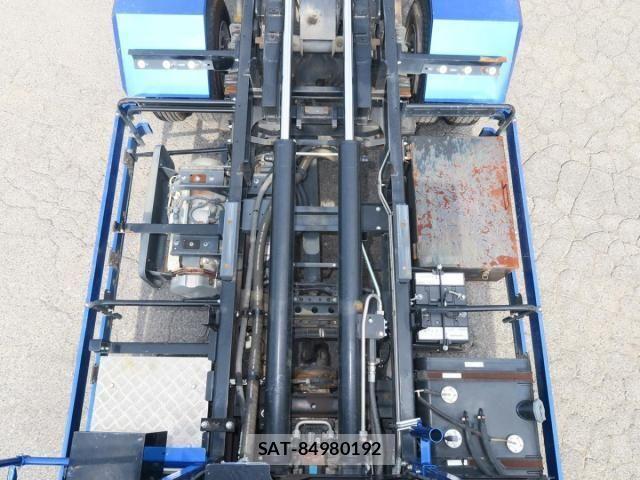 Isuzu FORWARD 2020-11 605890-15