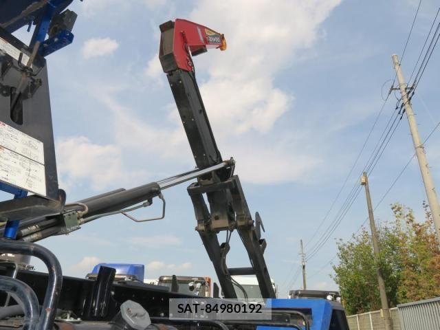 Isuzu FORWARD 2020-11 605890-16