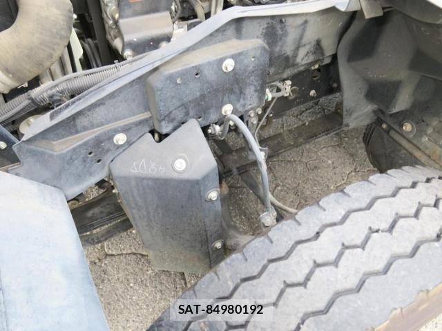 Isuzu FORWARD 2020-11 605890-21