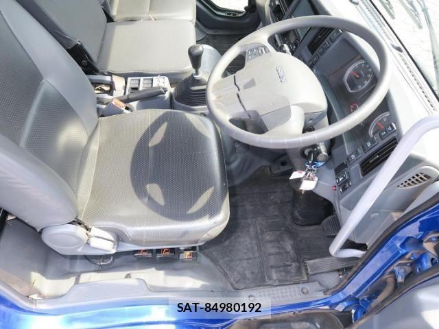 Isuzu FORWARD 2020-11 605890-28