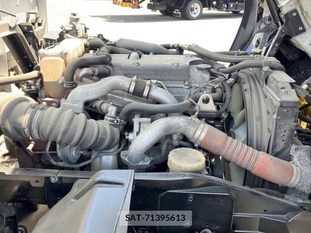 Isuzu FORWARD 2021-06 1082445-14