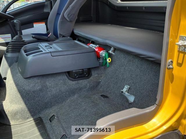 Isuzu FORWARD 2021-06 1082445-16