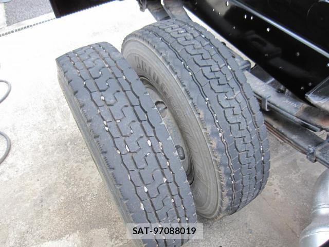 Isuzu FORWARD 2000-03 886894-16