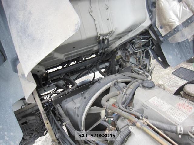 Isuzu FORWARD 2000-03 886894-20