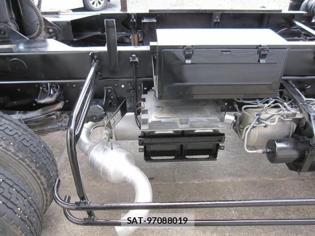 Isuzu FORWARD 2000-03 886894-26