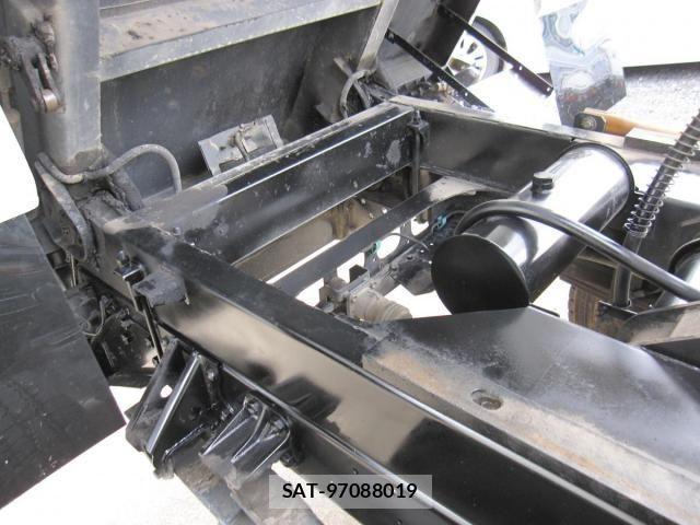 Isuzu FORWARD 2000-03 886894-29