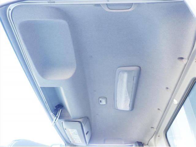 Isuzu FORWARD 2010-12 1601751-17