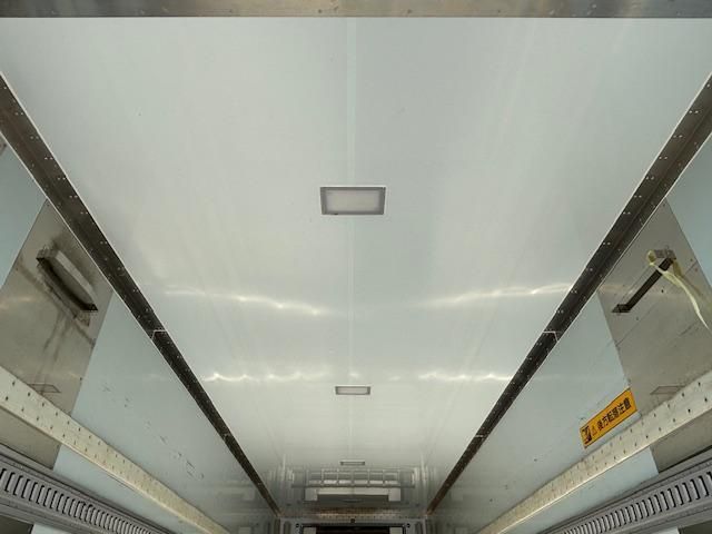 Isuzu FORWARD 2020-09 1601731-10