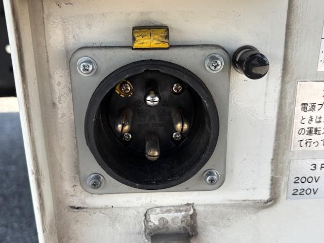 Isuzu FORWARD 2020-09 1601731-11