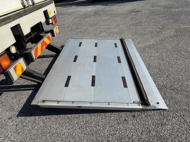 Isuzu FORWARD 2020-09 1601731-15