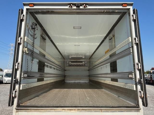 Isuzu FORWARD 2020-09 1601731-6