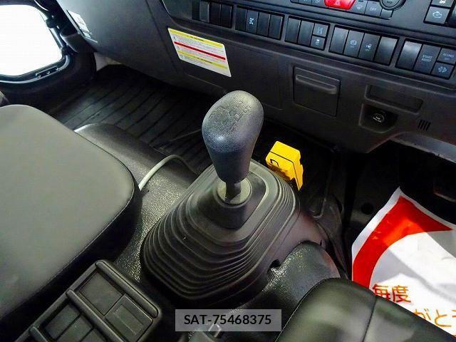 Isuzu FORWARD 2025-08 1743070-15