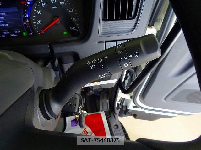 Isuzu FORWARD 2025-08 1743070-20