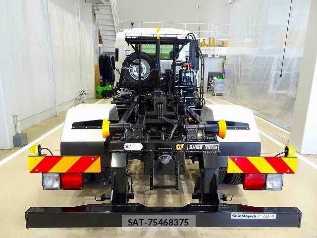 Isuzu FORWARD 2025-08 1743070-22