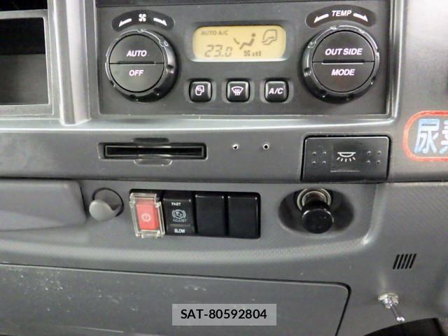 Isuzu FORWARD 2018-06 1743174-27