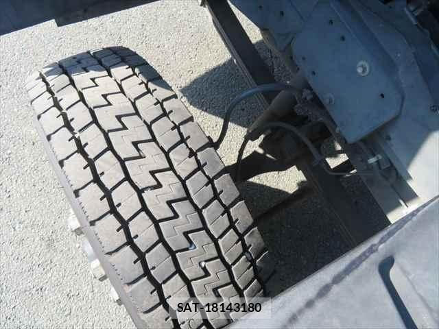 Isuzu FORWARD 2014-03 2018173-15