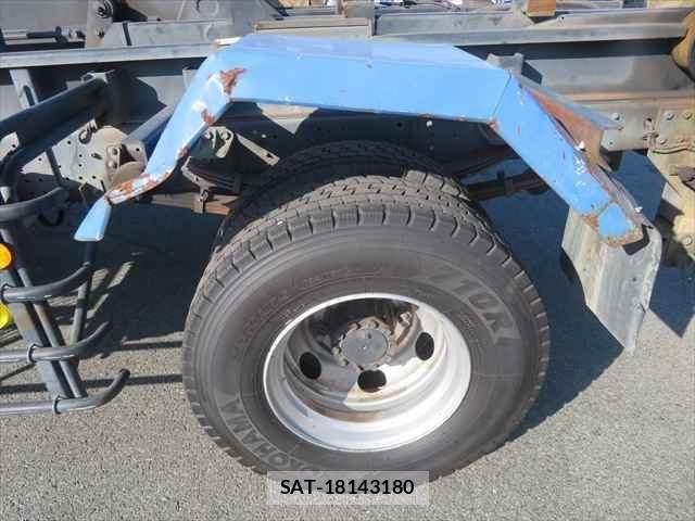 Isuzu FORWARD 2014-03 2018173-18