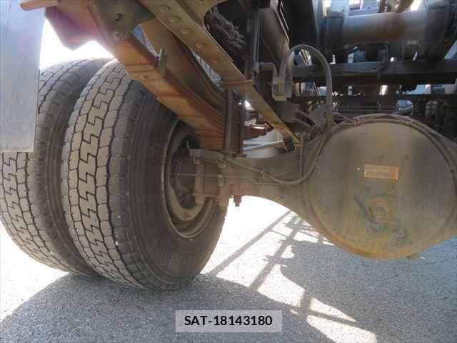 Isuzu FORWARD 2014-03 2018173-20