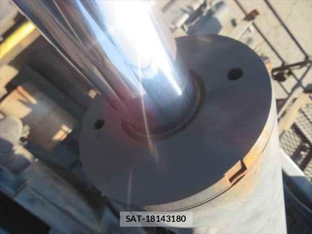 Isuzu FORWARD 2014-03 2018173-25