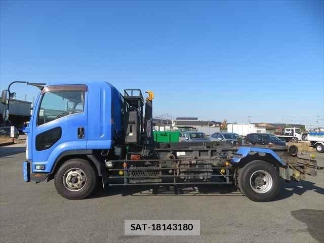 Isuzu FORWARD 2014-03 2018173-8