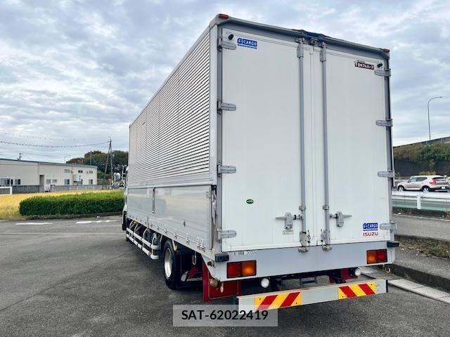 Isuzu FORWARD 2016-08 2099439-6