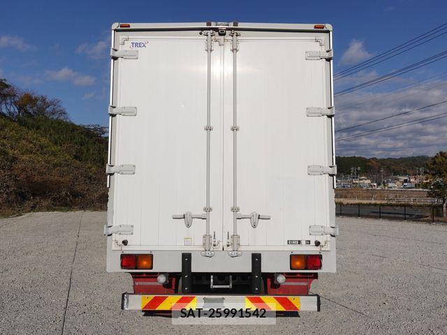 Isuzu FORWARD 2016-03 2099440-6
