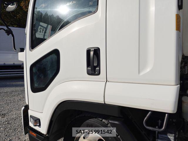 Isuzu FORWARD 2016-03 2099440-8