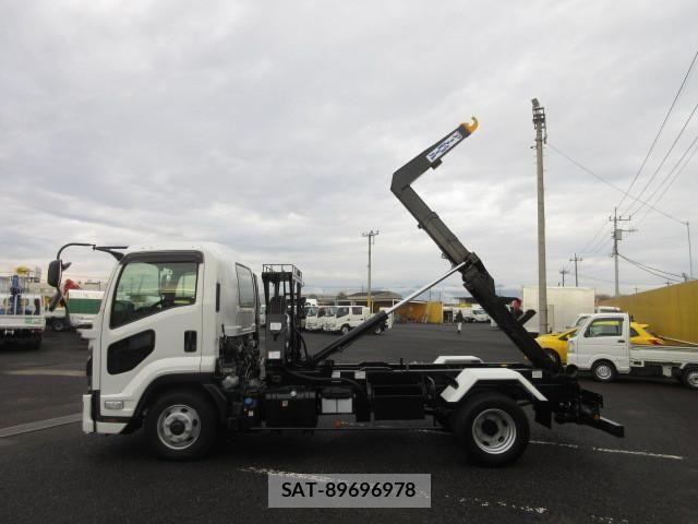 Isuzu FORWARD 2024-10 2316490-11