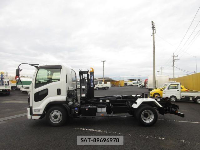 Isuzu FORWARD 2024-10 2316490-4