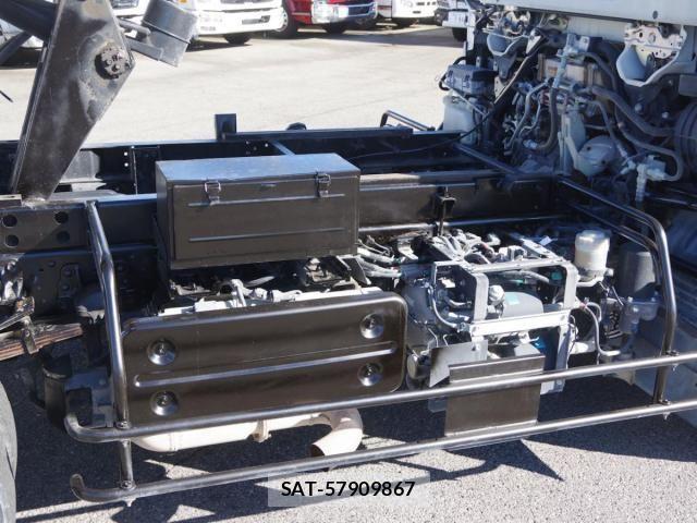 Isuzu FORWARD 2020-07 2316504-11