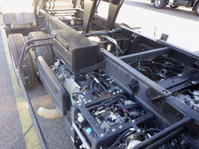 Isuzu FORWARD 2023-02 2385858-11