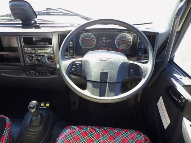 Isuzu FORWARD 2023-02 2385858-13