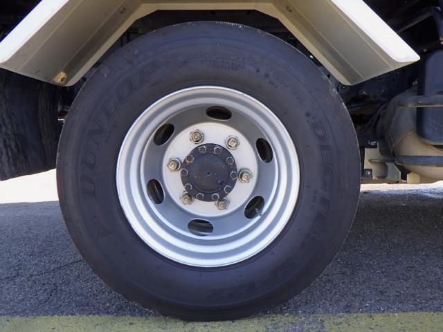 Isuzu FORWARD 2023-02 2385858-18