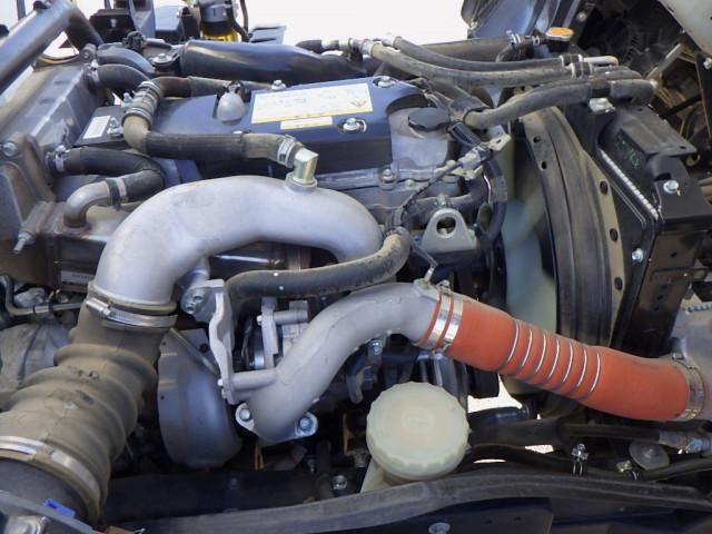 Isuzu FORWARD 2023-02 2385858-21