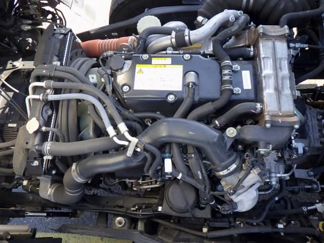 Isuzu FORWARD 2022-12 2385853-24
