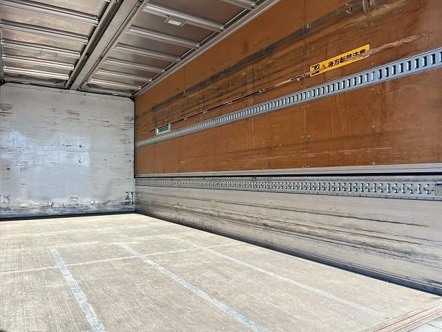 Isuzu FORWARD 2018-01 2385863-15