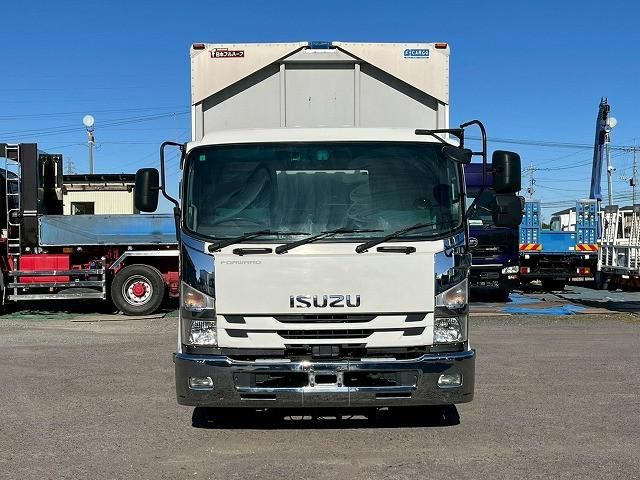 Isuzu FORWARD 2018-01 2385863-1