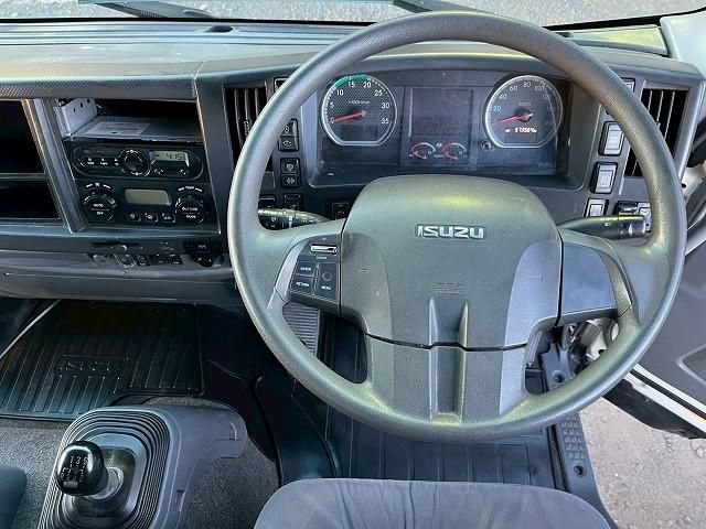 Isuzu FORWARD 2018-01 2385863-26