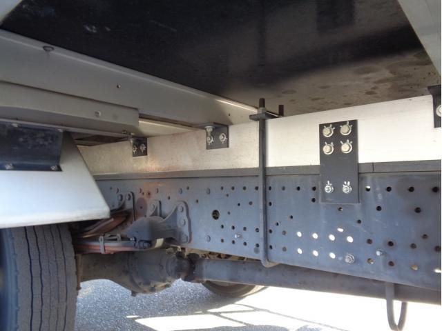 Isuzu FORWARD 2019-09 3292722-15