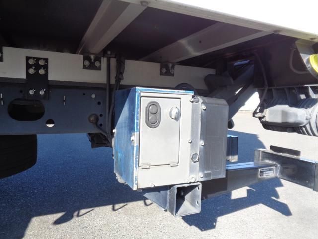Isuzu FORWARD 2019-09 3292722-19